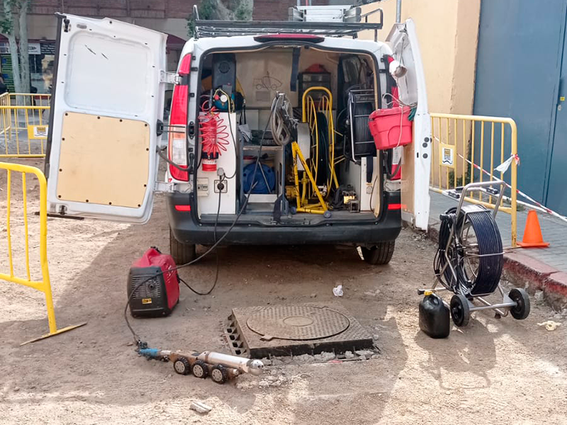 limpieza de rejillas pluviales alcantarillado público en Montcada i Reixac 3