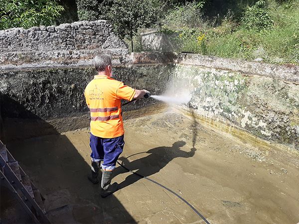 limpieza de superficie con agua a presión en Blanes