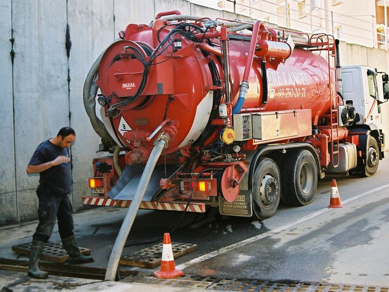 desatasco y limpieza de rejas pluviales en Cerdanyola del Vallés y el Maresme