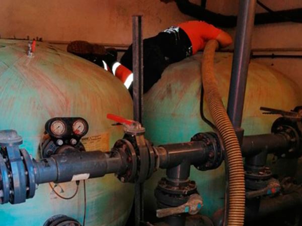 limpieza de filtros de piscina con sílex en Barcelona