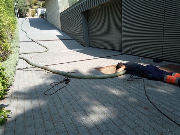 limpieza de arqueta en Barcelona